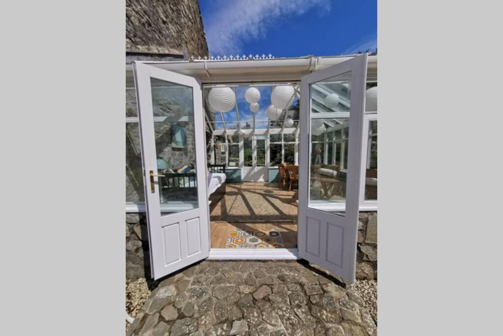 Cosy, Coastal Retreat With A Large Garden Villa Monreith Buitenkant foto